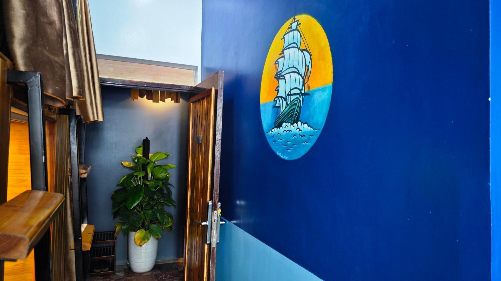 Catba Pod Hostel - Restaurant And Rooftop Bar Dong Khe Sau Eksteriør bilde
