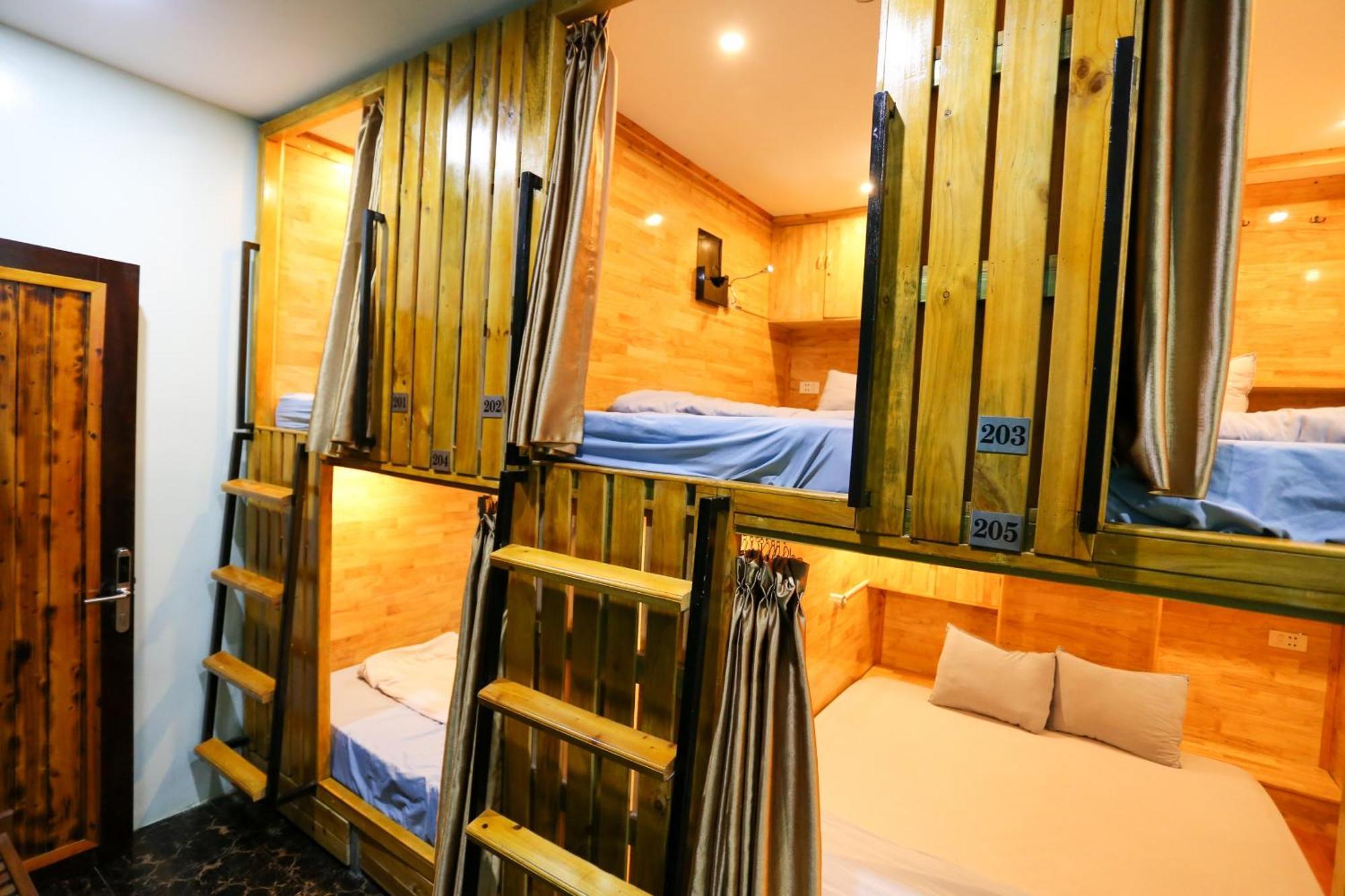 Catba Pod Hostel - Restaurant And Rooftop Bar Dong Khe Sau Eksteriør bilde