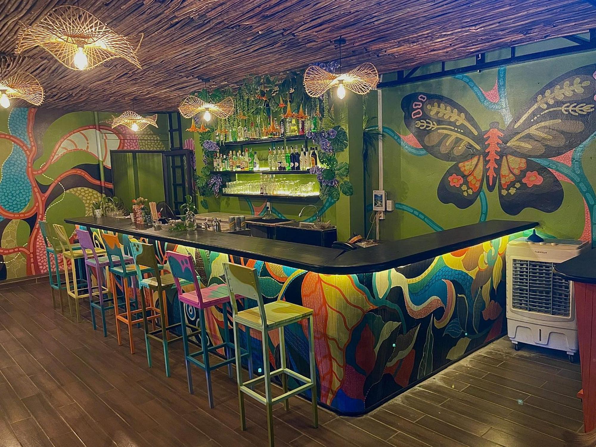 Catba Pod Hostel - Restaurant And Rooftop Bar Dong Khe Sau Eksteriør bilde
